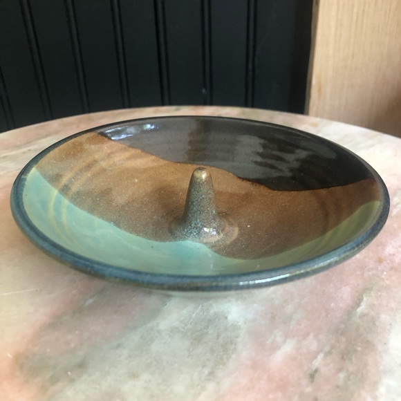 Studio Pottery Jewelry Dish - Picture 3 of 4